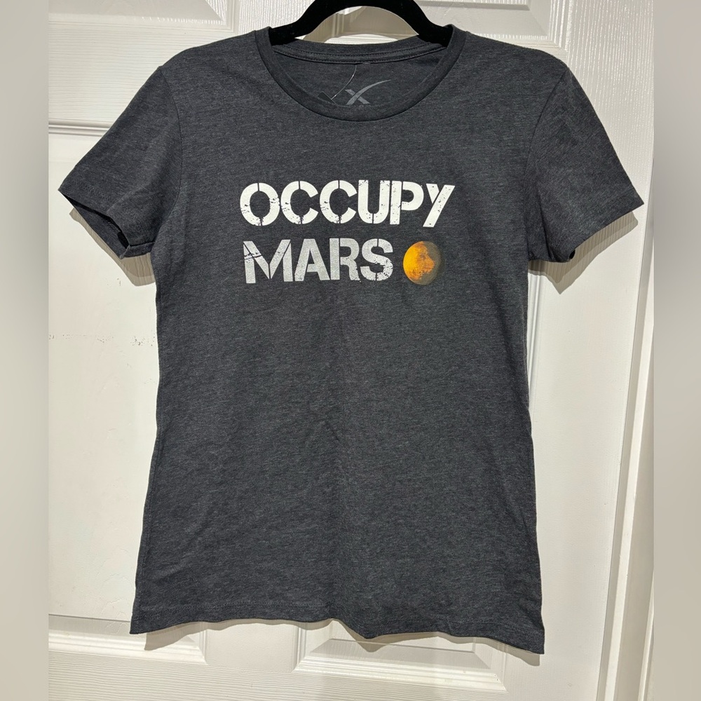 NWT SpaceX  'Occupy Mars' T-Shirt